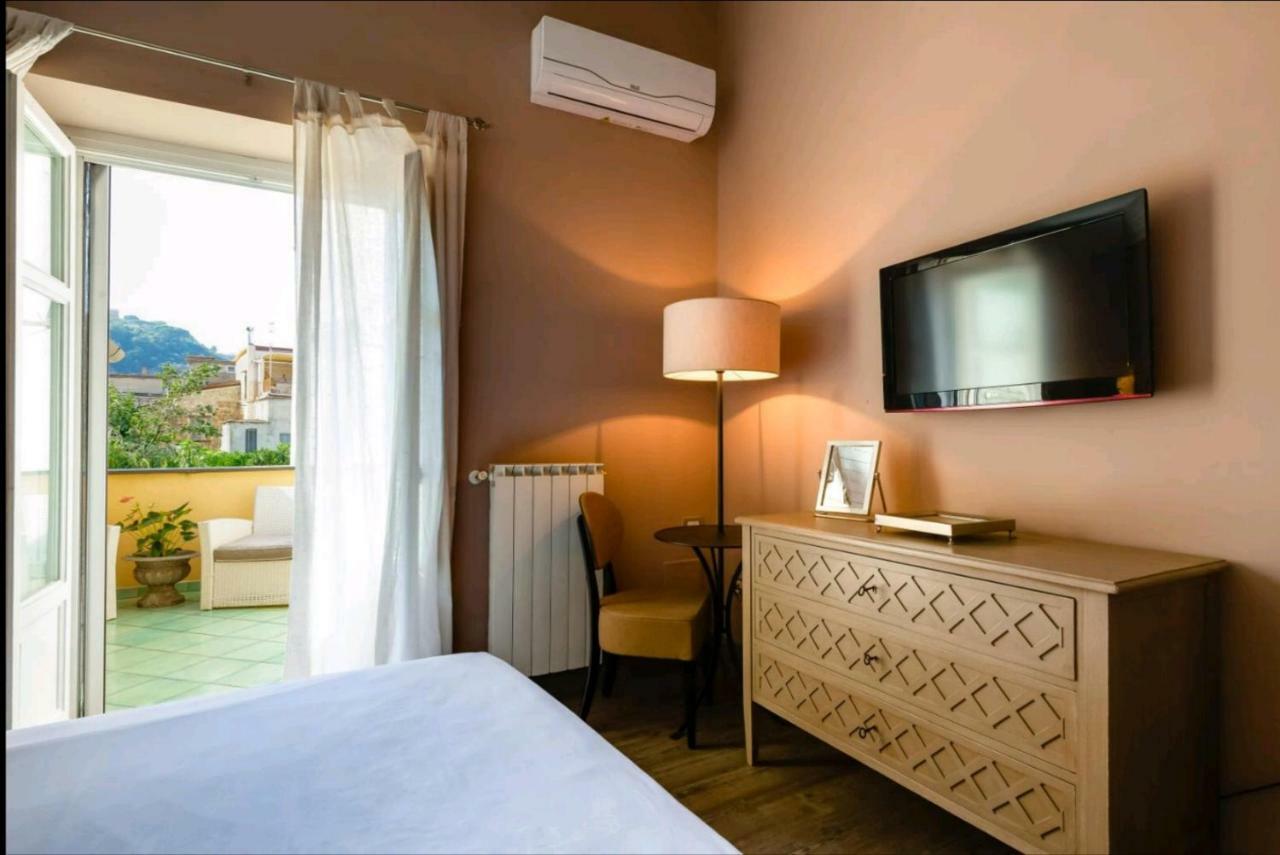 Appartamento Maison De Charme In Tasso Square Sorrento